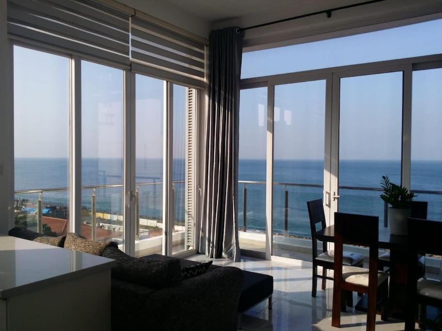 Spectacular Sea View 3 Bedrooms Apartment