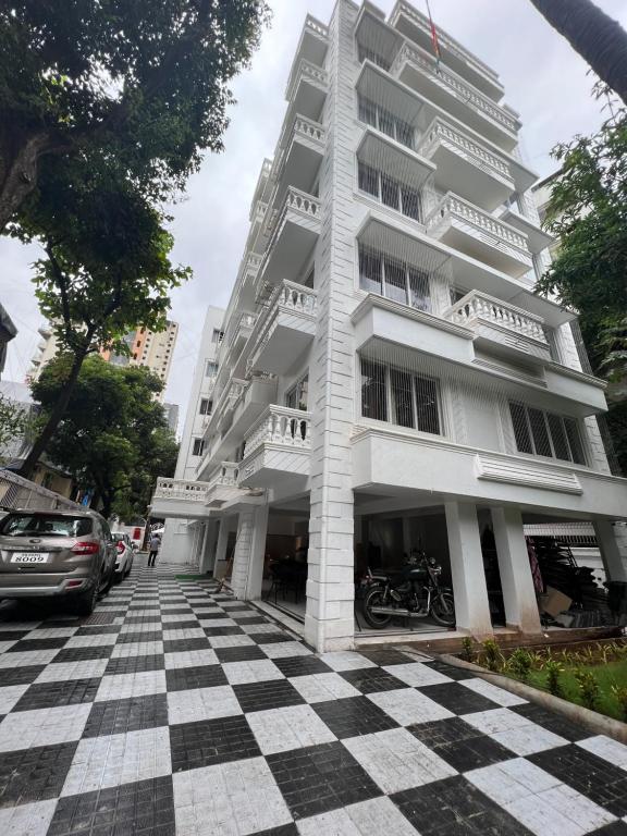 White House by Maxxvalue Service Apartments Bandra