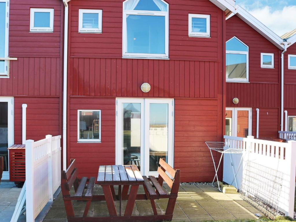 6 person holiday home in Hadsund